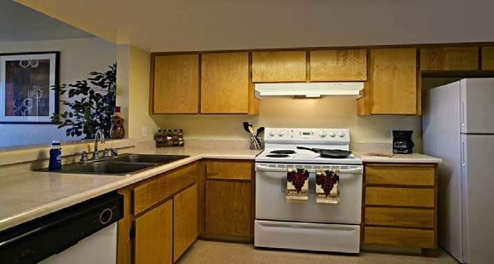 West Pointe Apartments - Photo 3 of 30