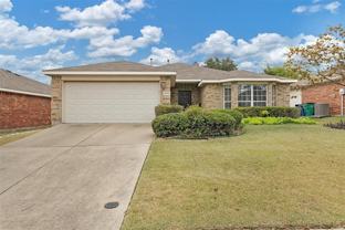 2424 Collier Dr - Photo 1 of 1