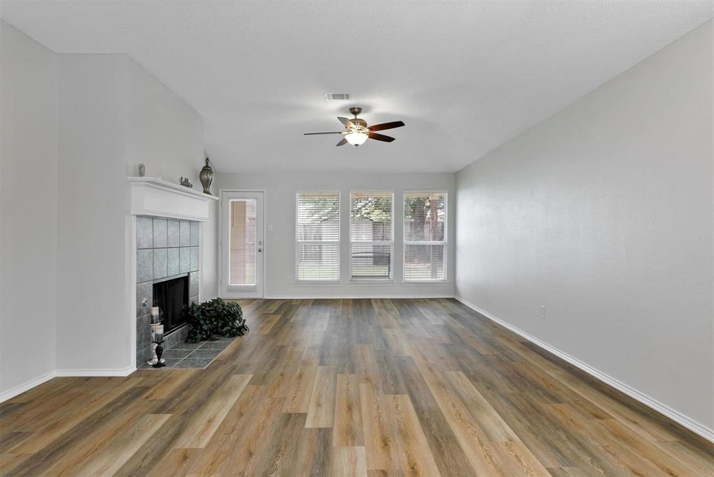 2424 Collier Drive - Photo 7 of 10