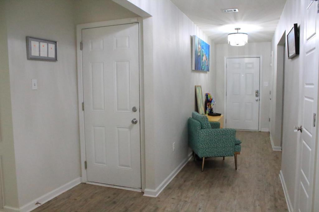 500 E Marigold Dr - Photo 2 of 20