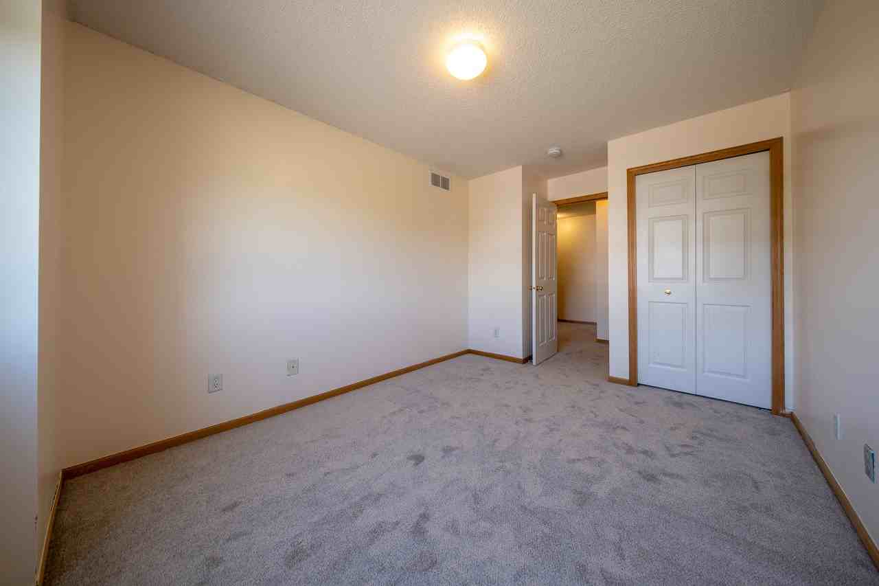 17537 Gillette Way #1 - Photo 3 of 20