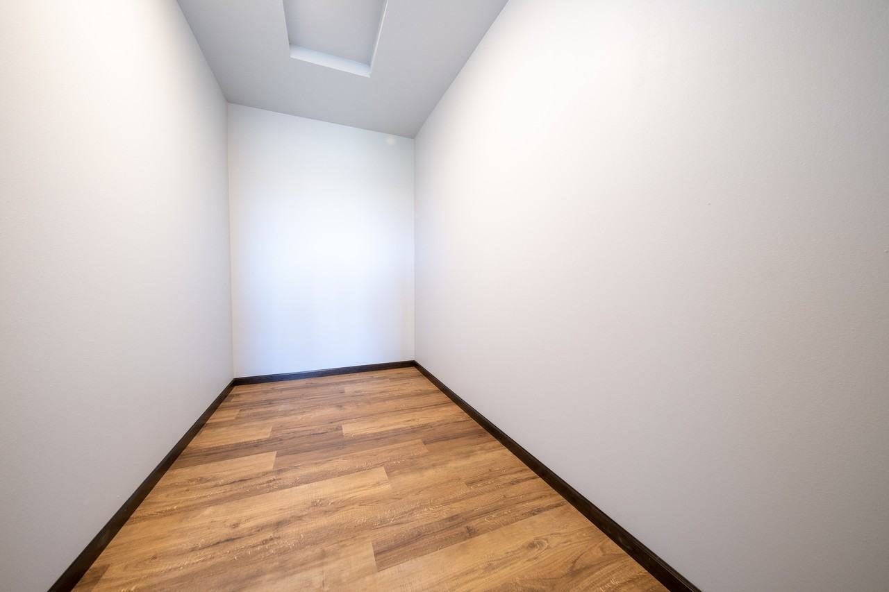 633 4th Circle Dr Se #1 - Photo 2 of 23