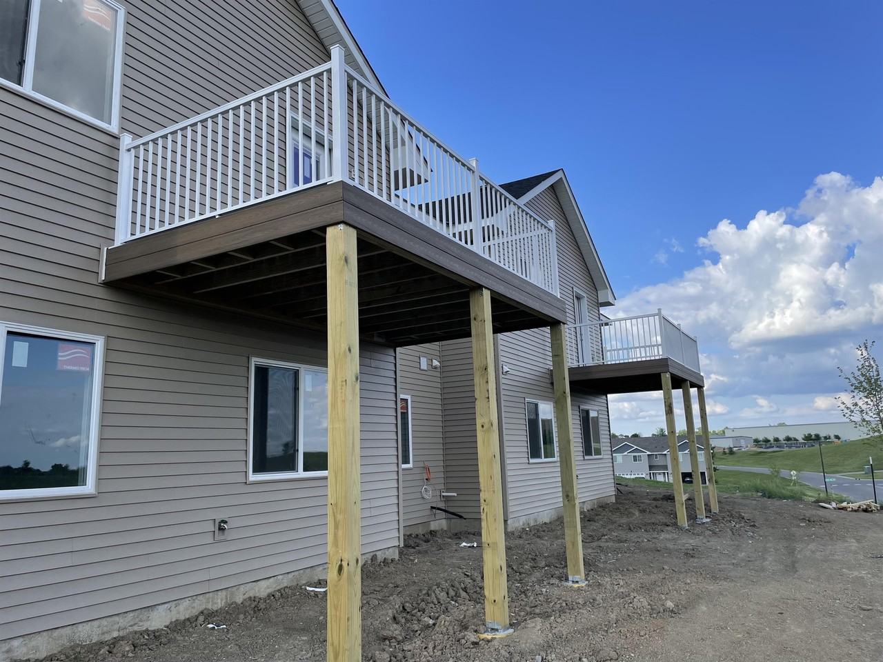 633 4th Circle Dr Se #1 - Photo 3 of 23