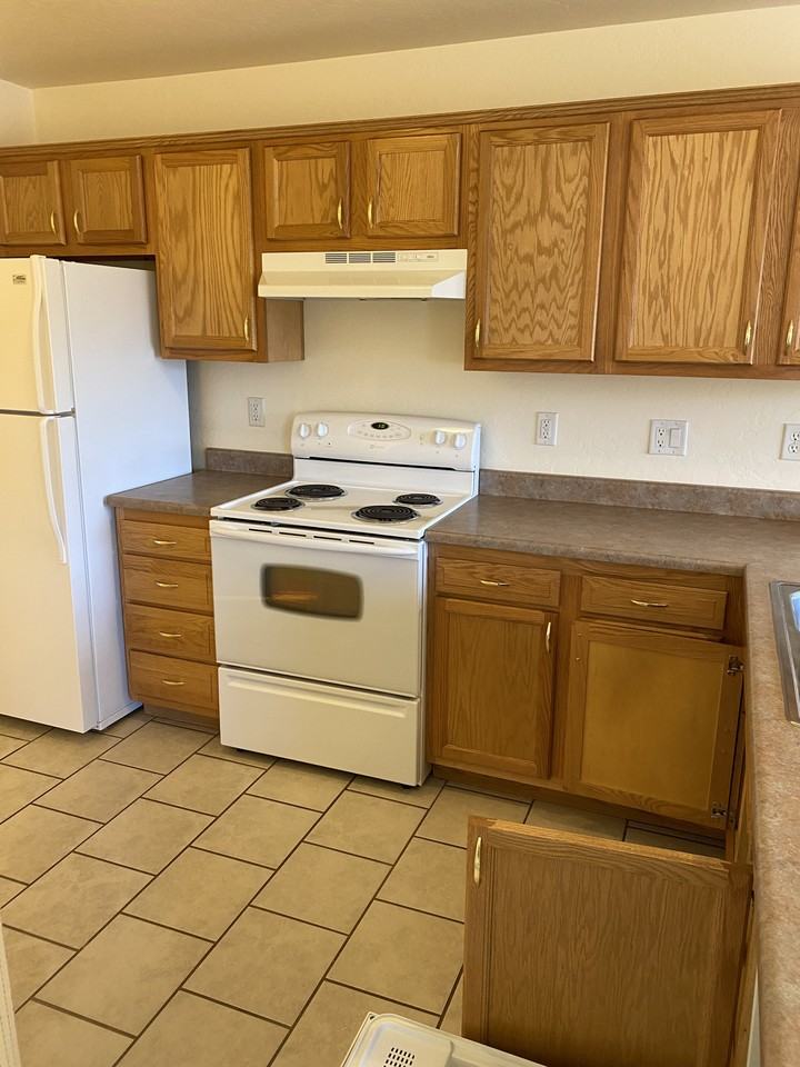 77 East Cliff House Drive - Photo 7 of 20