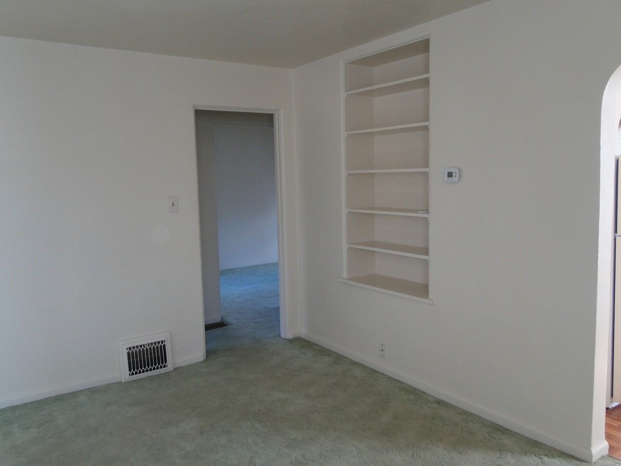 3916 W Albion St #NA - Photo 4 of 7