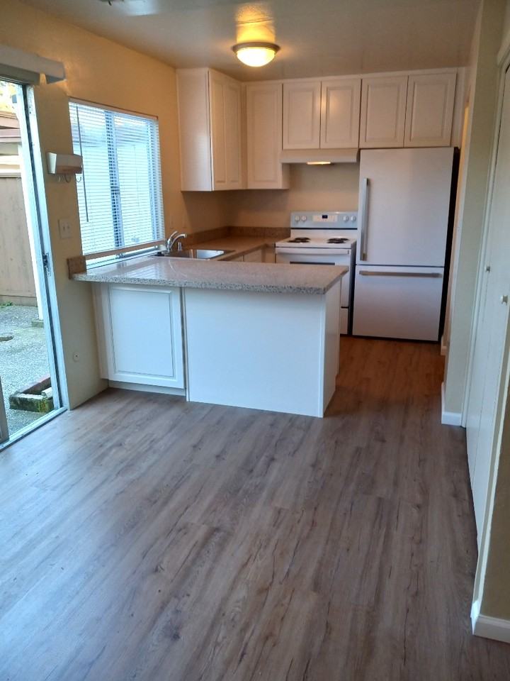 3657 Gainsborough Ter #3657 - Photo 5 of 14