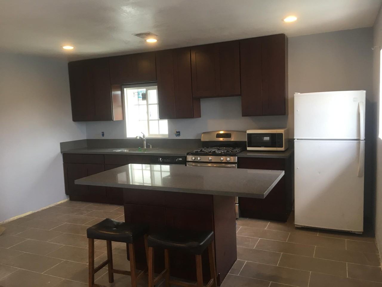 1221 W Mission Rd #NA - Photo 6 of 21