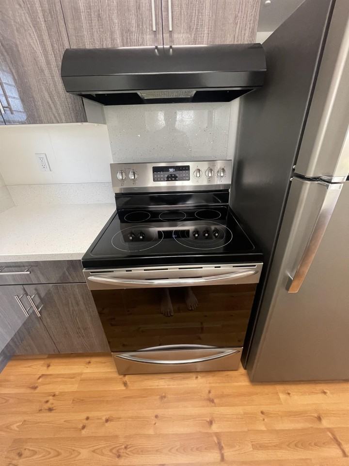 3115 Hunter Street - Photo 3 of 9