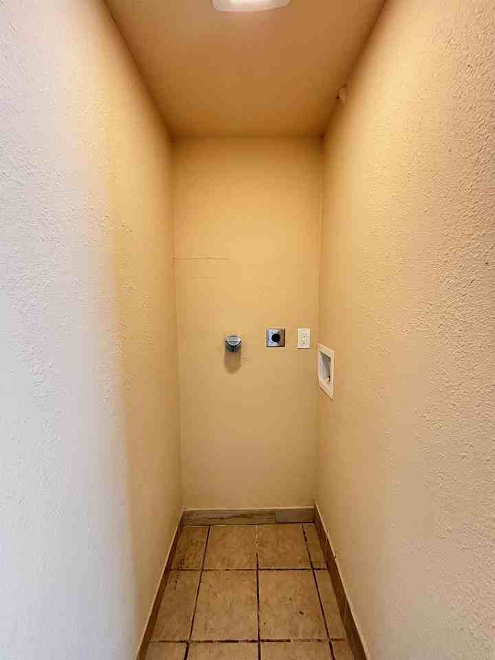 722 Badgley Drive - Photo 7 of 9