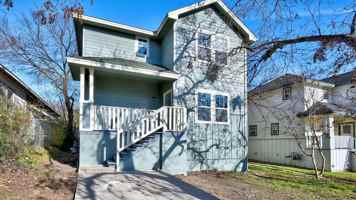 featured image of 2206 Pennsylvania Ave