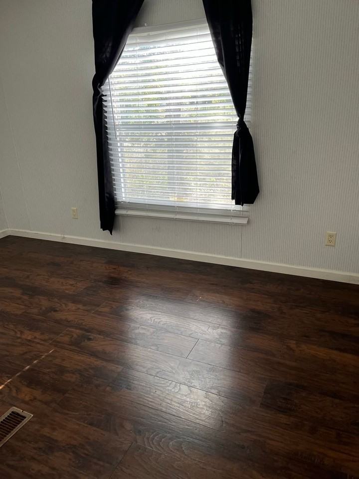 732 Hidden Oaks Dr - Photo 5 of 9