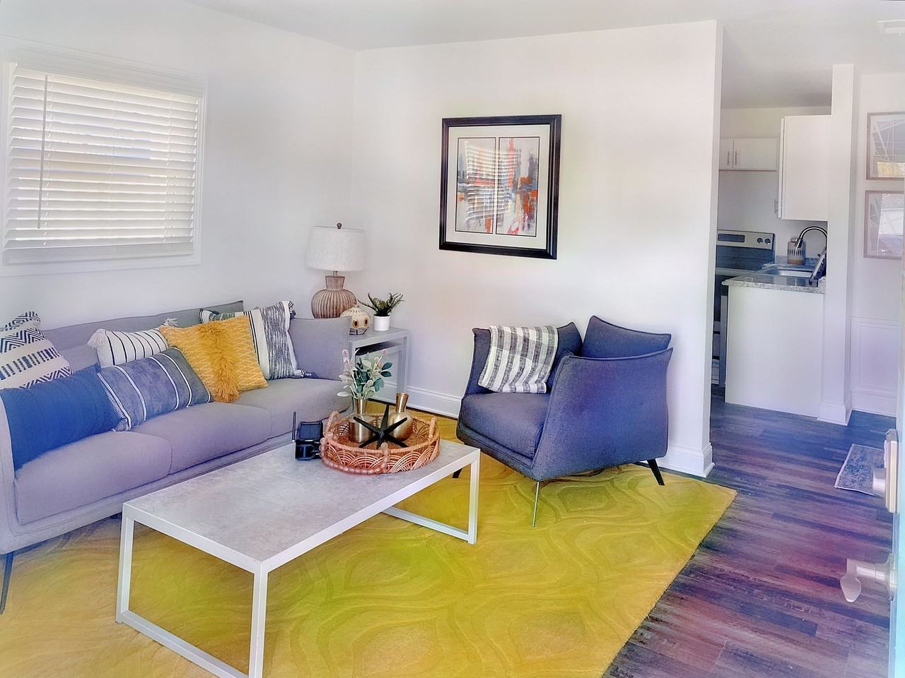 2445 Julia Ave Apt D - Photo 6 of 23