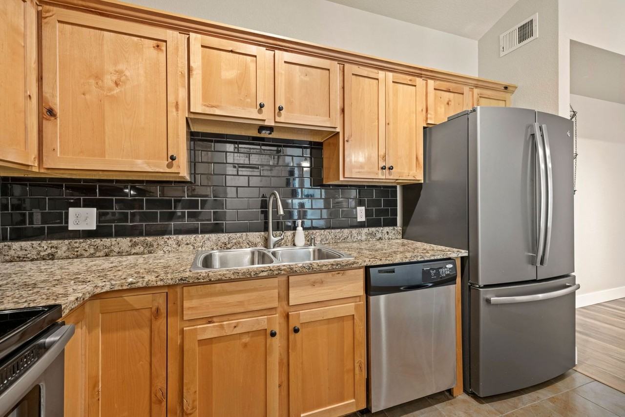2445 Windrow Dr #C303 - Photo 6 of 18