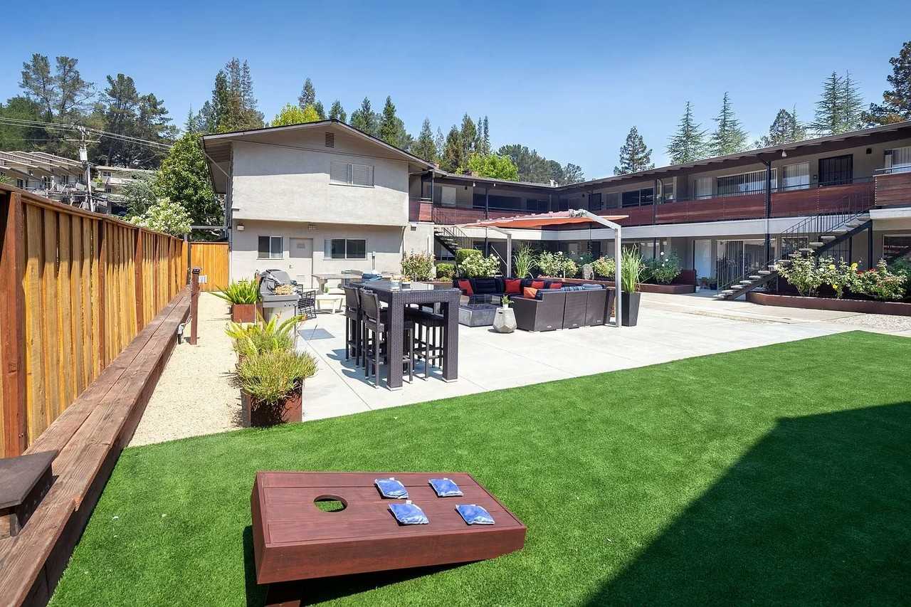 344 Rheem Boulevard, Unit 1 - Photo 2 of 15