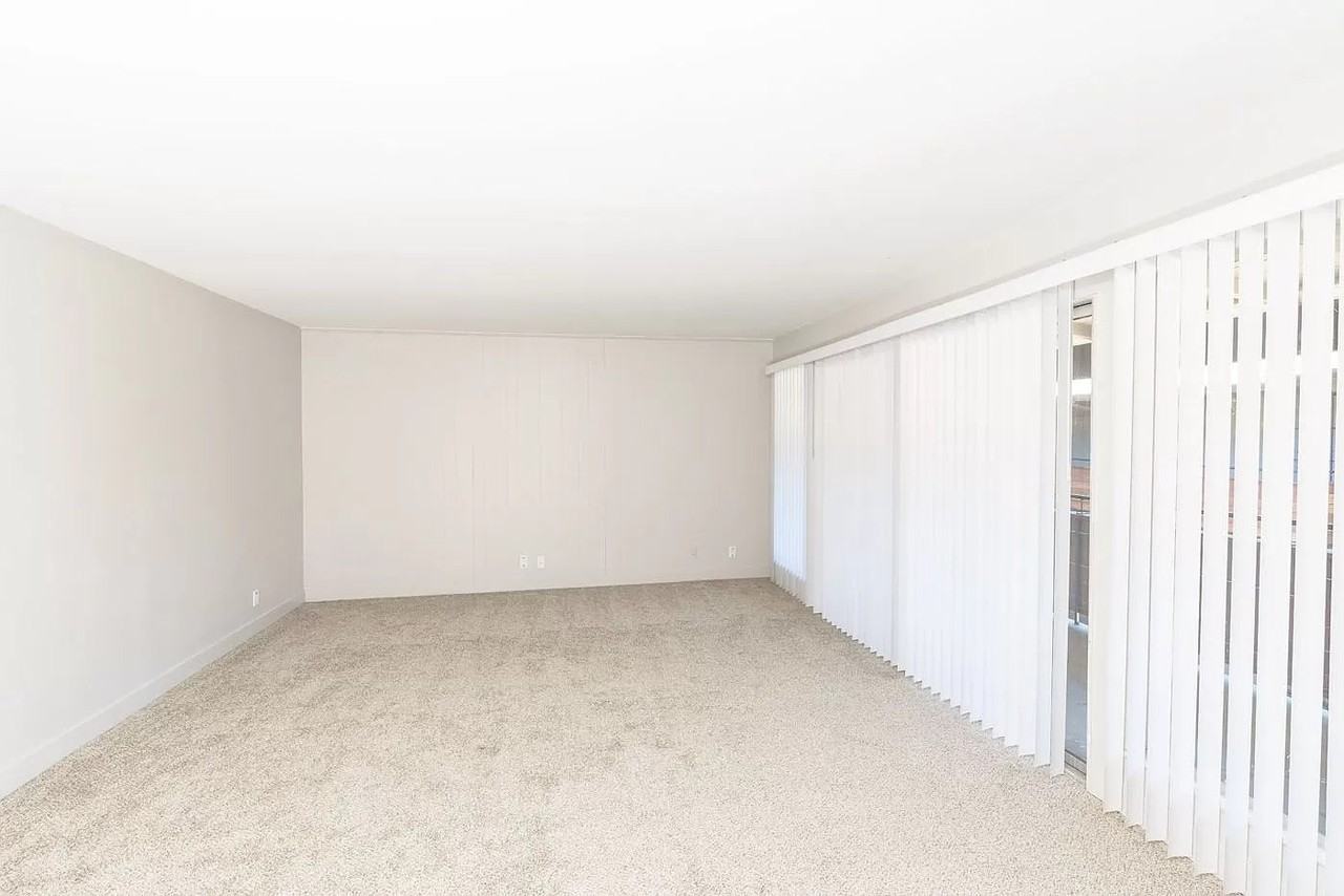 344 Rheem Boulevard, Unit 1 - Photo 5 of 15