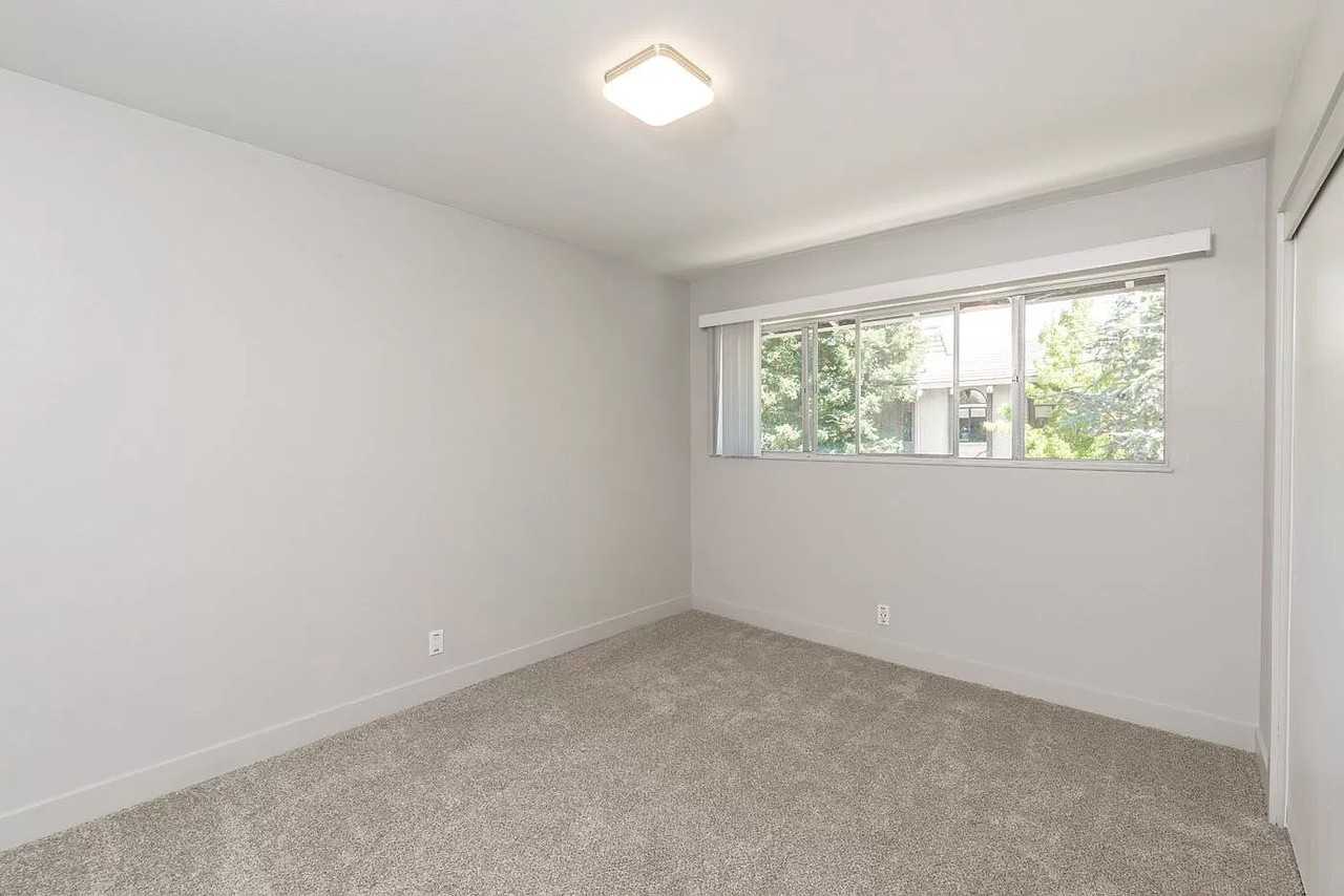 344 Rheem Boulevard, Unit 1 - Photo 7 of 15