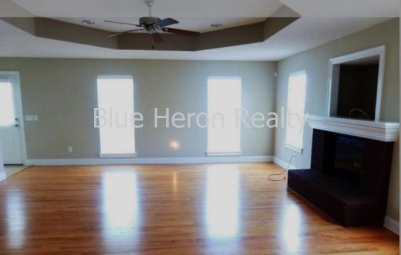 4336 Bylsma Cir - Photo 2 of 8