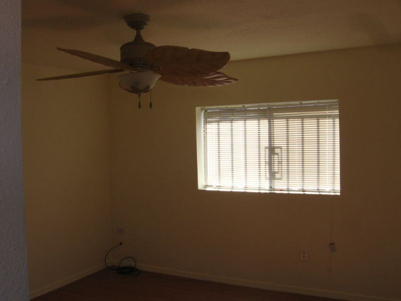 114 Abilene Ave SE - Photo 2 of 12