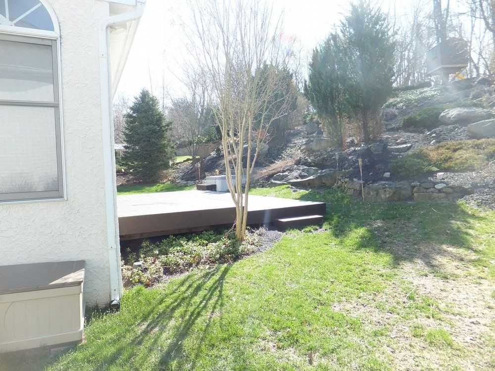 45 Stephen Dr - Photo 3 of 25