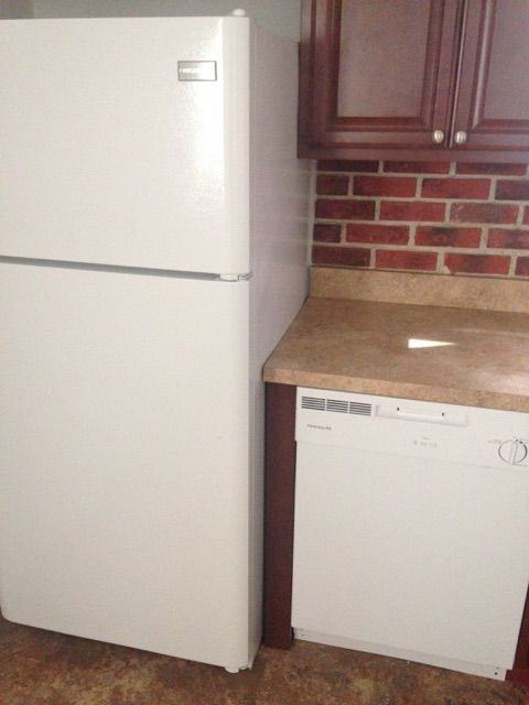 200 Hampshire Rd - Photo 3 of 24