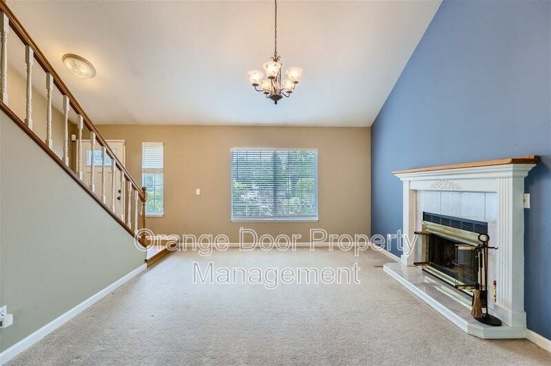12741 Se 277th Ct - Photo 3 of 17
