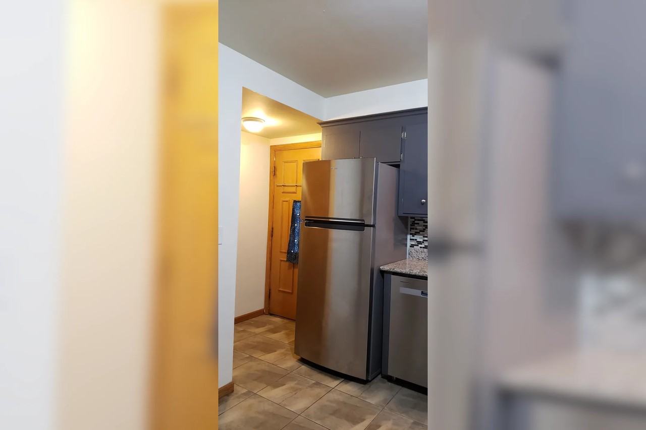 7527 18th Ave S - Photo 2 of 15