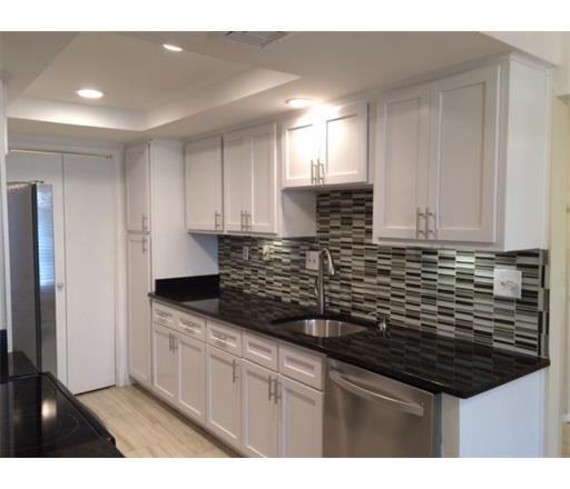 130 Balsam Plaza - Photo 2 of 26