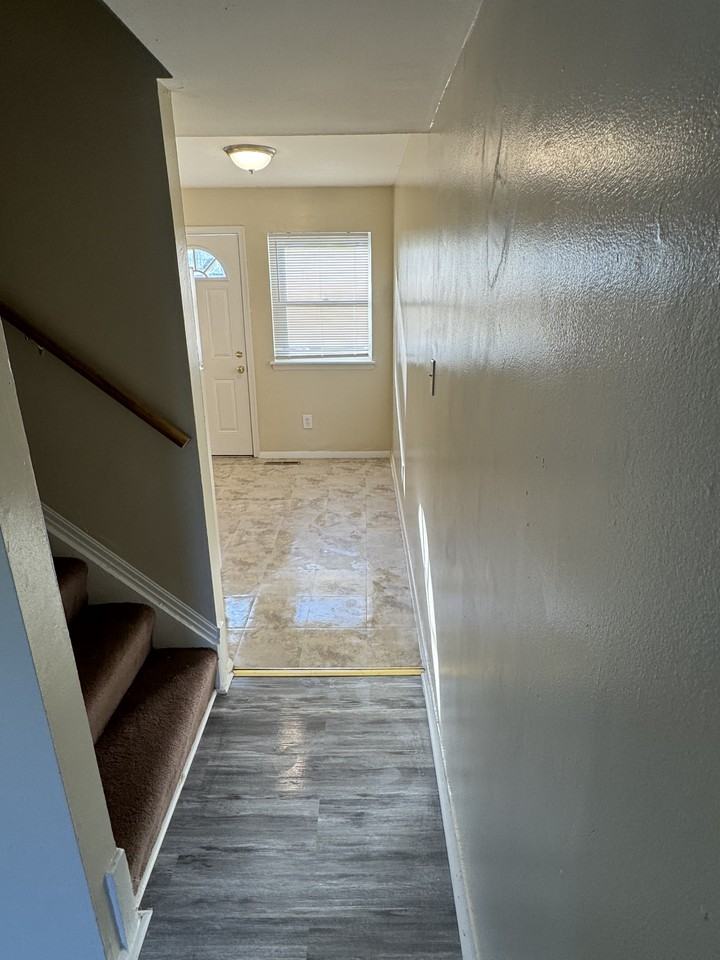 3000 Georgetown Rd #3004 - Photo 5 of 16