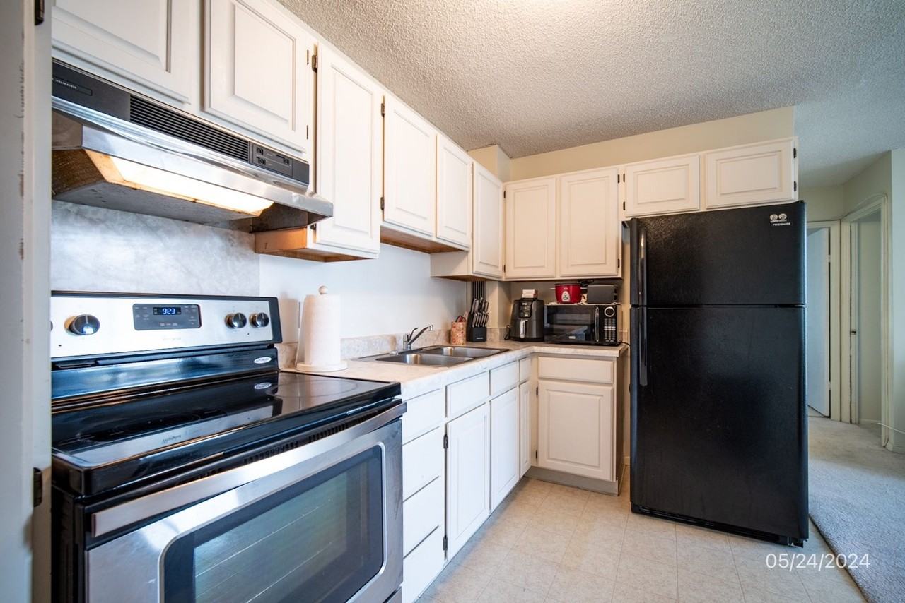 1440 Ward Ave #607 - Photo 3 of 22