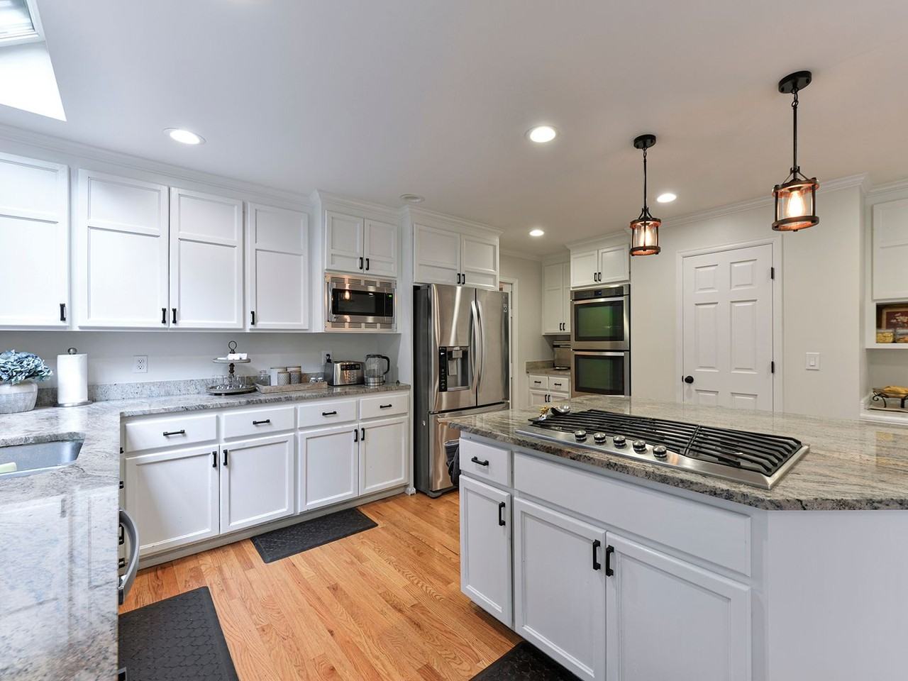 3360 212th Ct Se - Photo 6 of 26