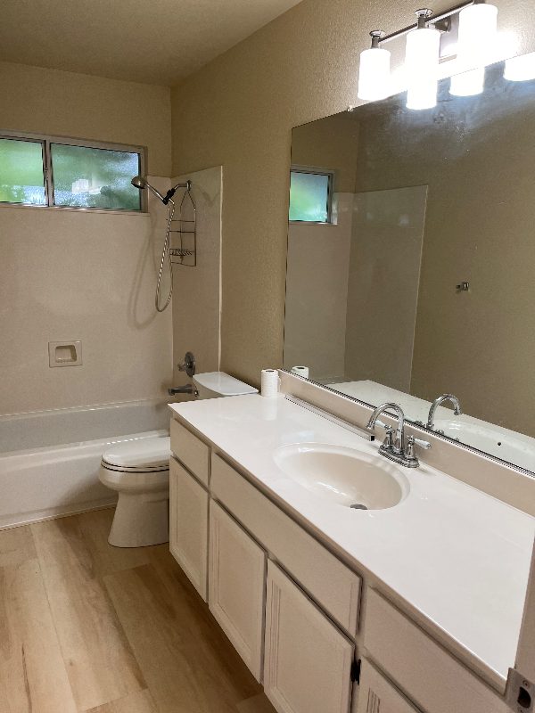 1610 Steinbeck Dr - Photo 2 of 5