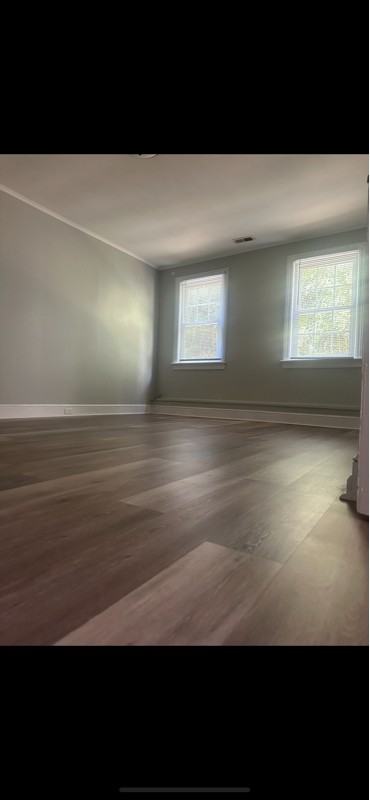 504 E 1st St - Photo 2 of 12