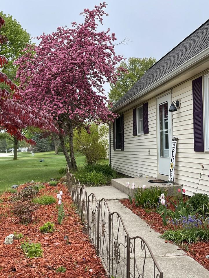 6012 Beverly Dr #NA - Photo 3 of 16