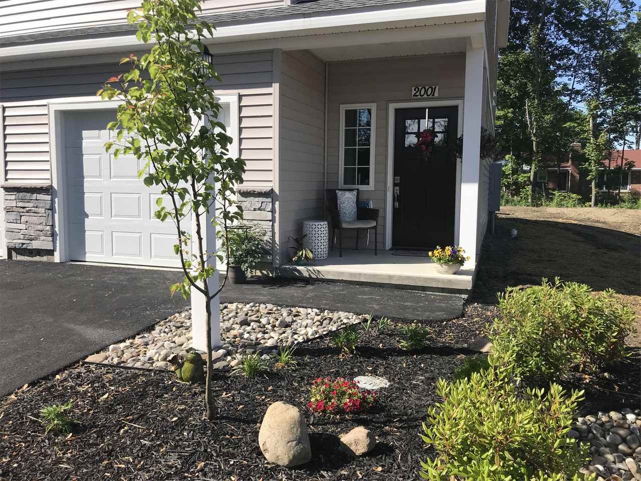 2405 Rosa RoadRidge Manor Court #2007 - Photo 3 of 30