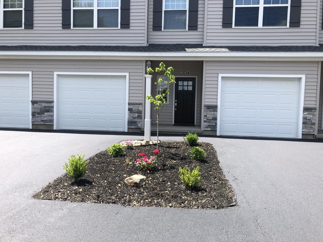 2405 Rosa RoadRidge Manor Court #2007 - Photo 4 of 30