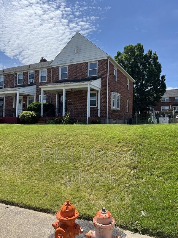 1345 Pentridge Rd - Photo 2 of 23