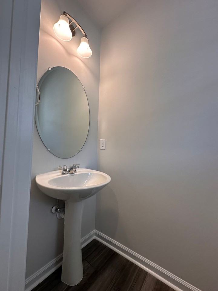 5927 Woodlawn Dr - Photo 3 of 26