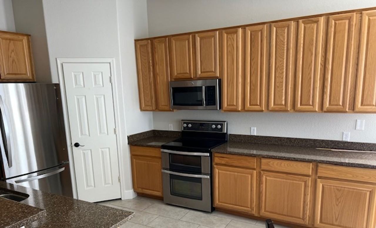 4130 E Spur Dr - Photo 3 of 12