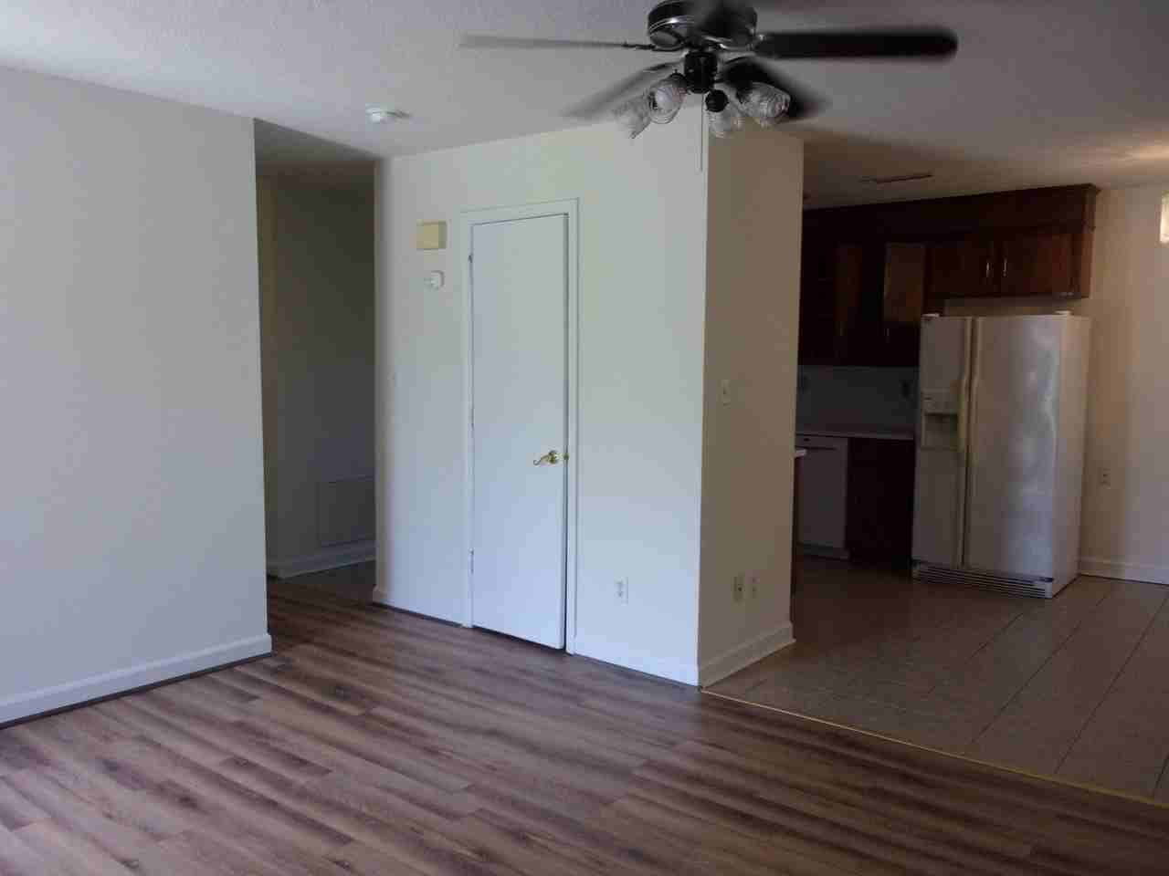 1038 Southland Dr - Photo 3 of 14