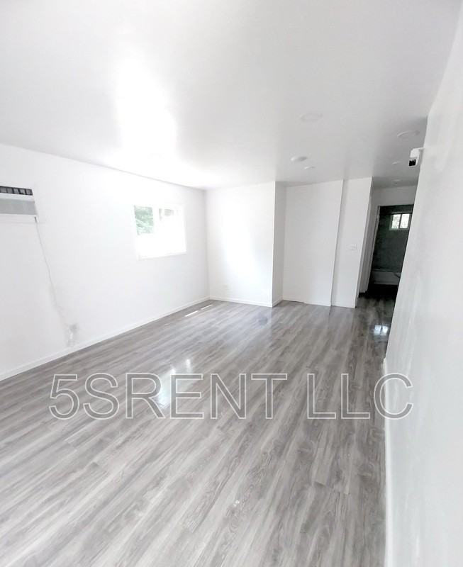 2751 Faber Ave - Photo 3 of 13