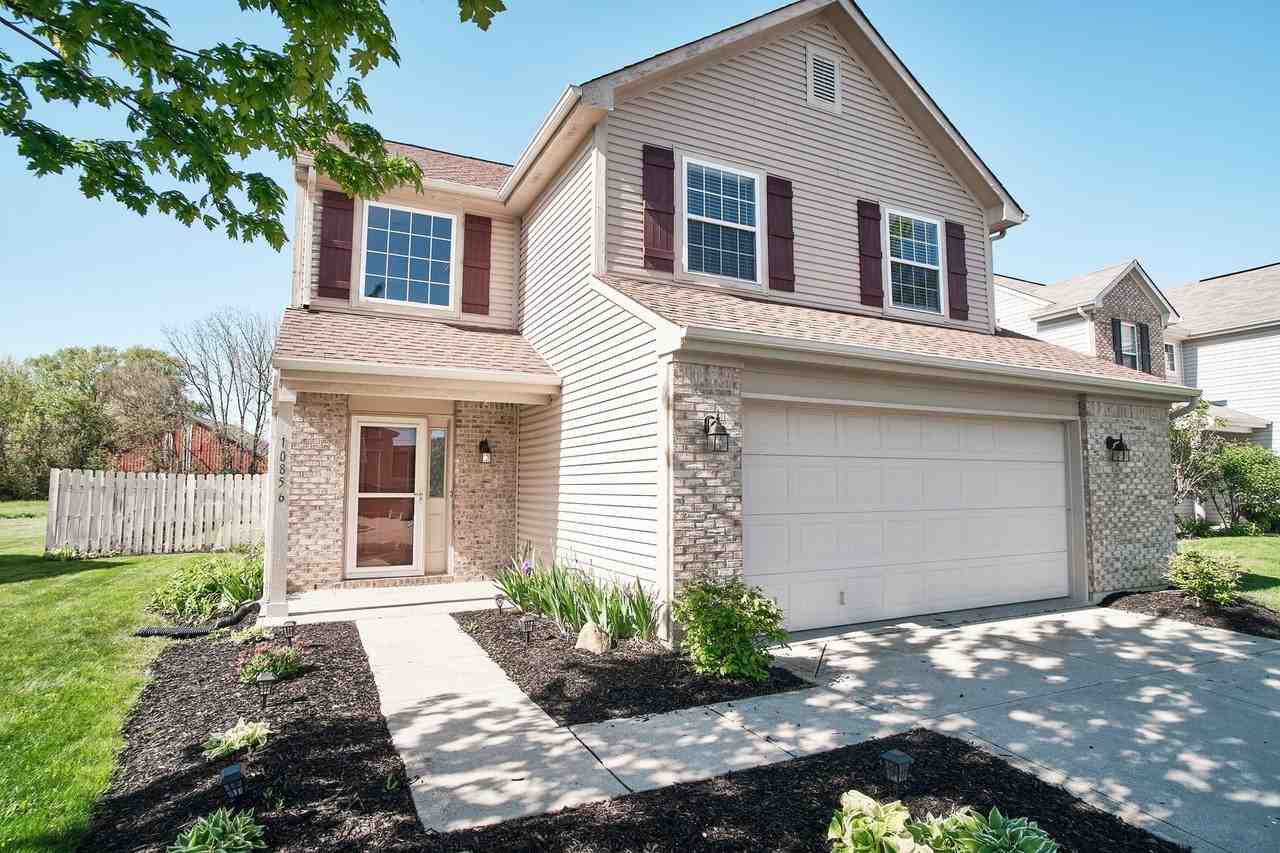 10856 Trailwood Dr - Photo 3 of 50