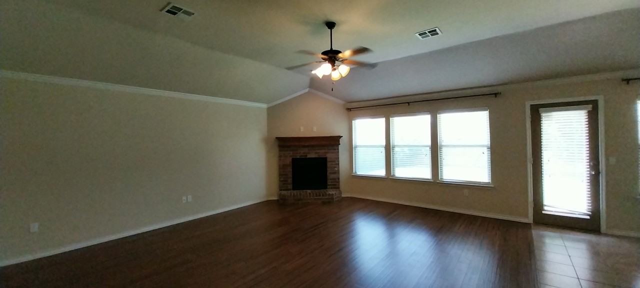 2304 Nw 154th St #NA - Photo 4 of 14