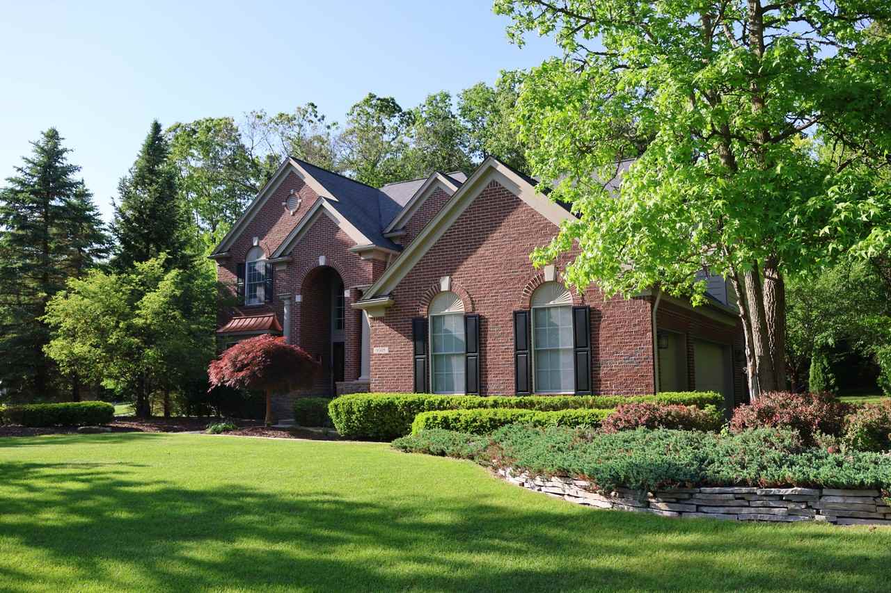 9305 Amherst Dr #NA - Photo 2 of 31