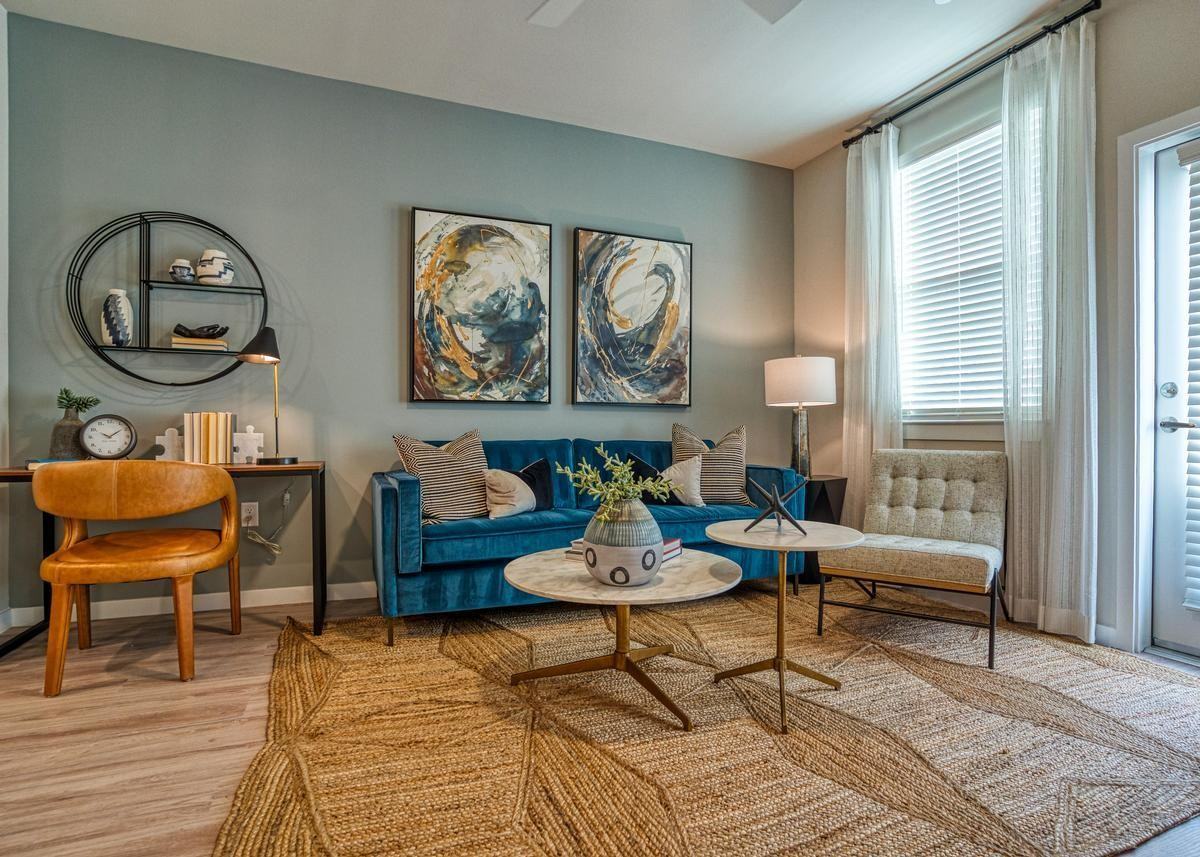 17785 W Bell Rd - Photo 6 of 30