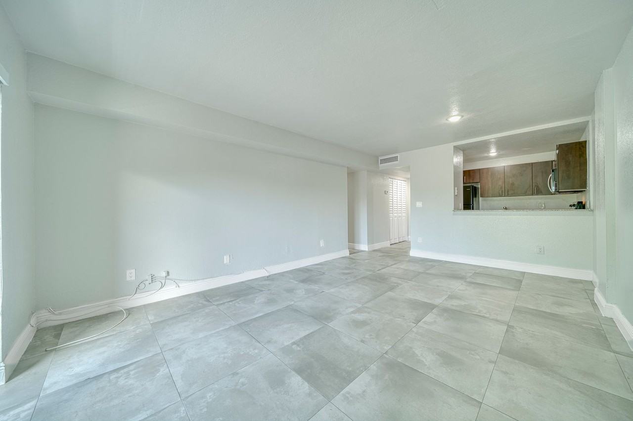 Prestige Vista Apartments - Photo 5 of 16
