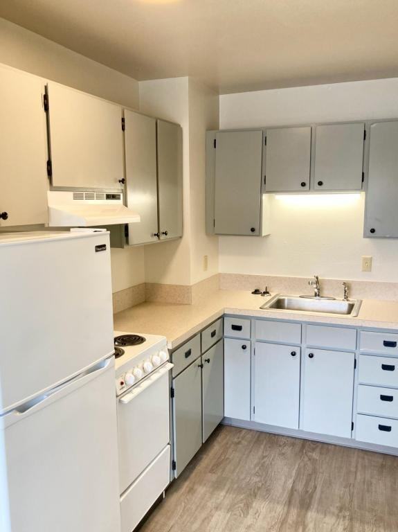 The Cedars Apts - Kenai - Photo 5 of 15