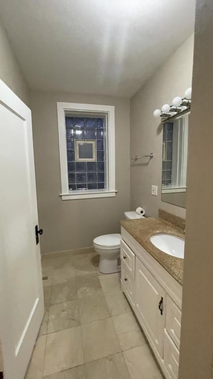 7743 S Kingston Ave - Photo 3 of 6