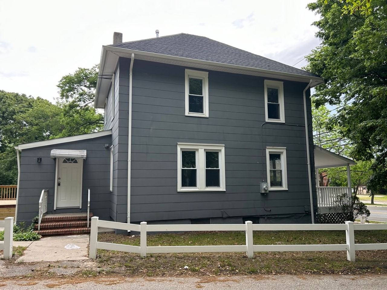 615 N Shore Rd - Photo 2 of 12