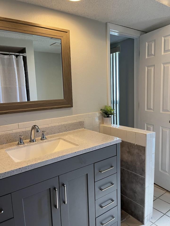 7204 Brentwood Dr #NA - Photo 3 of 18