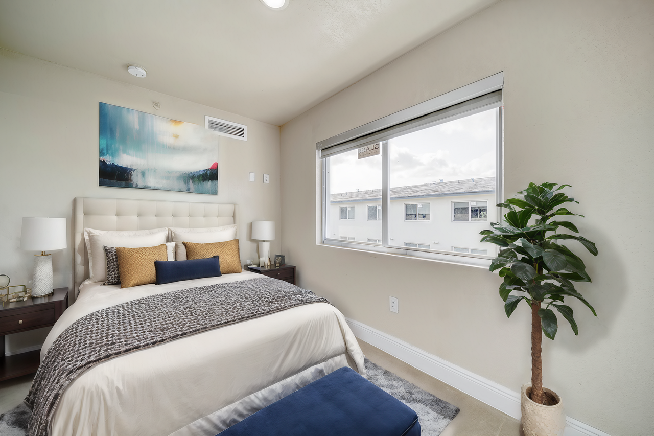 Prestige Waterfront Apartments - Photo 5 of 6